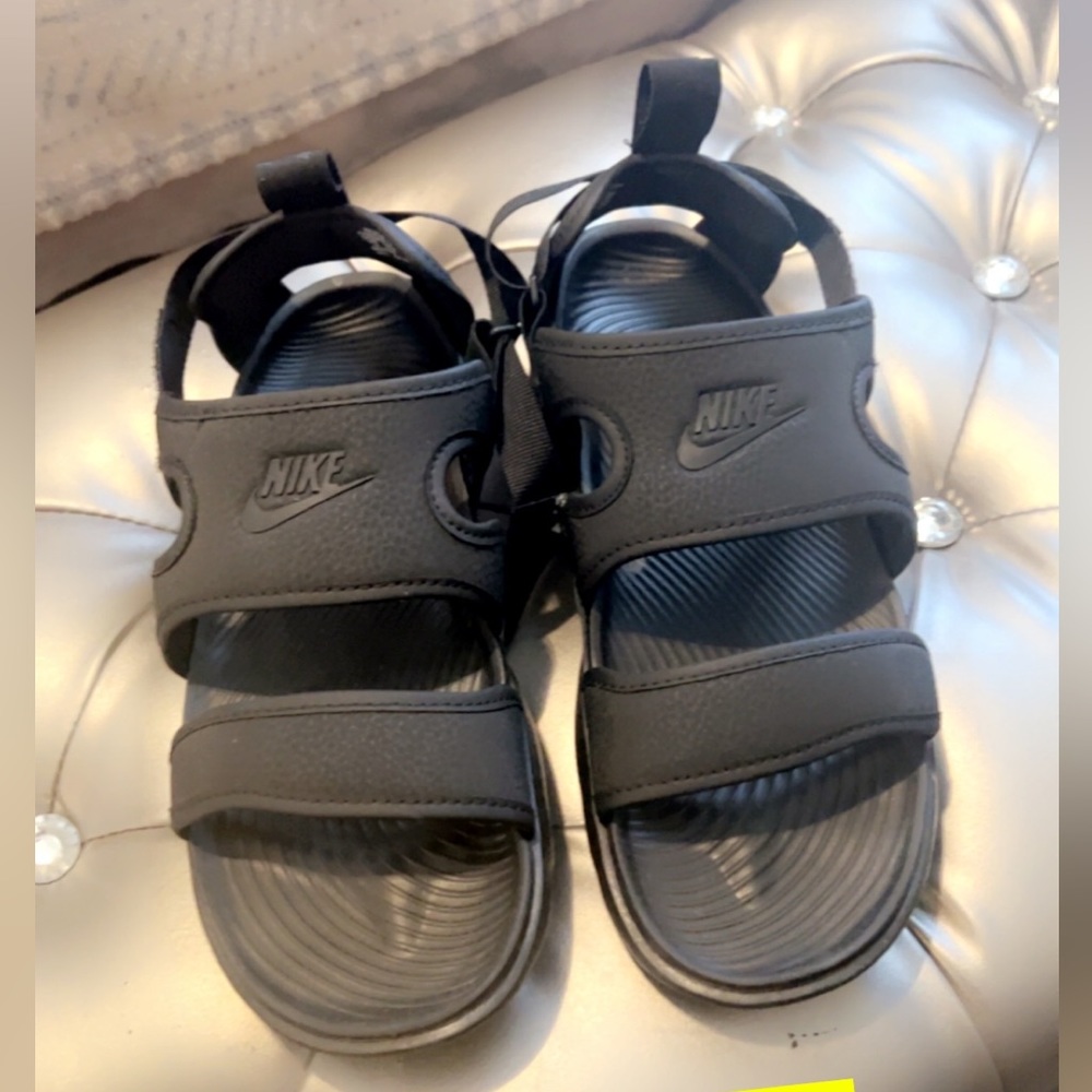 Women’s Nike Sandals